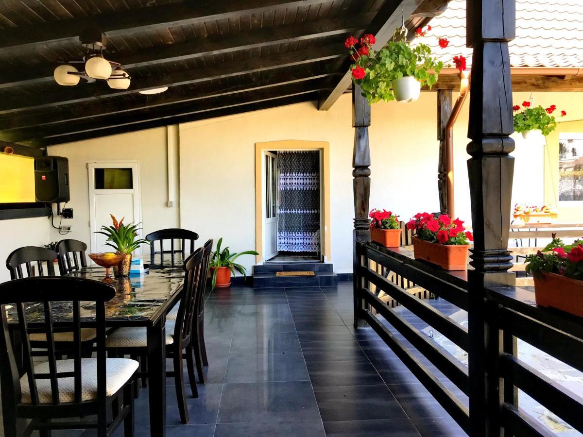La Dory Apartamento Satu Sugatag Exterior foto