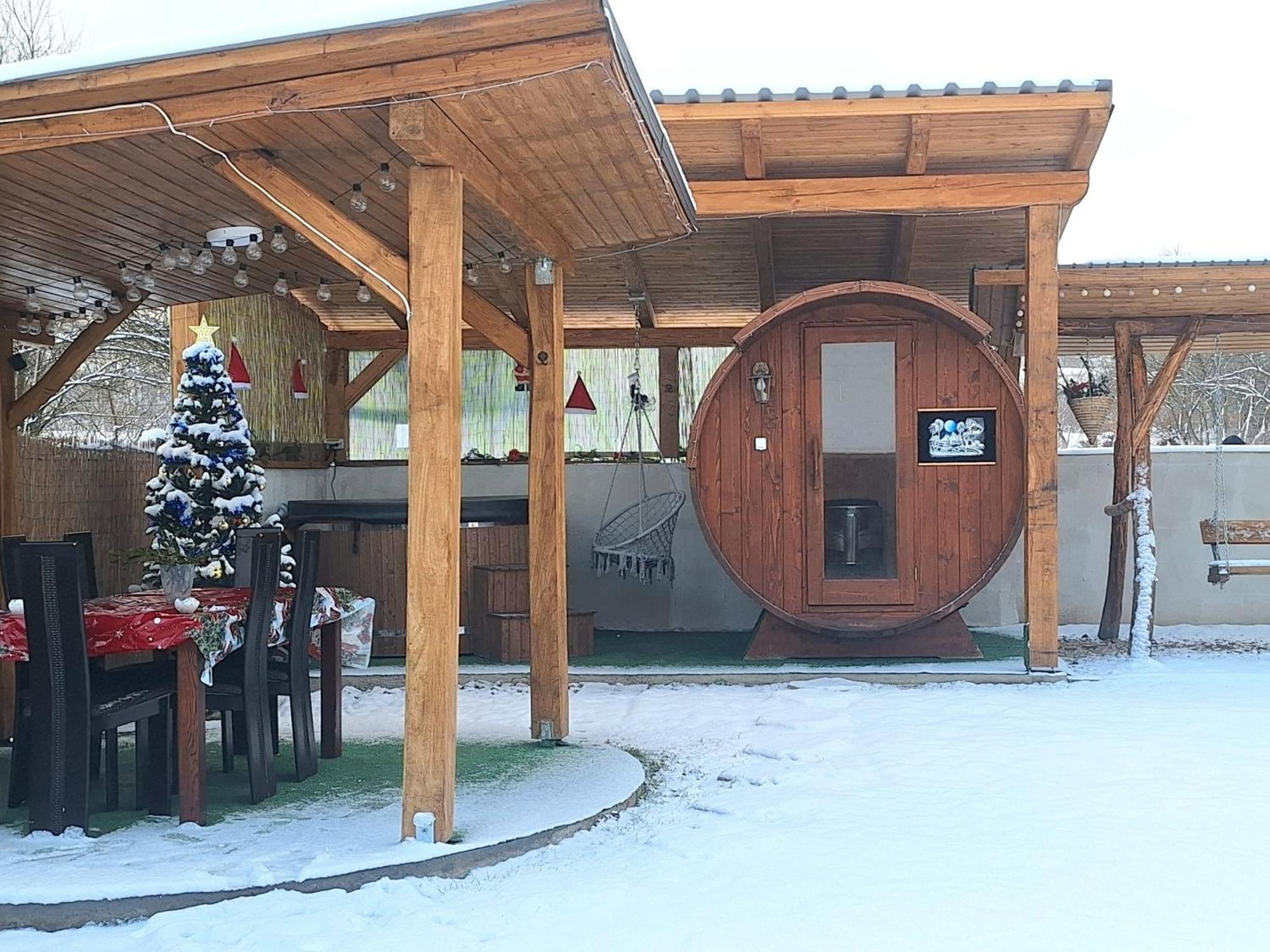 La Dory Apartamento Satu Sugatag Exterior foto